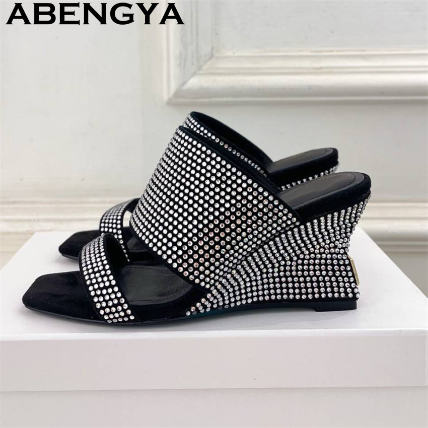 Sandalias Elegantes con Tacón  - Ethnic Fashion Week reseña y precio