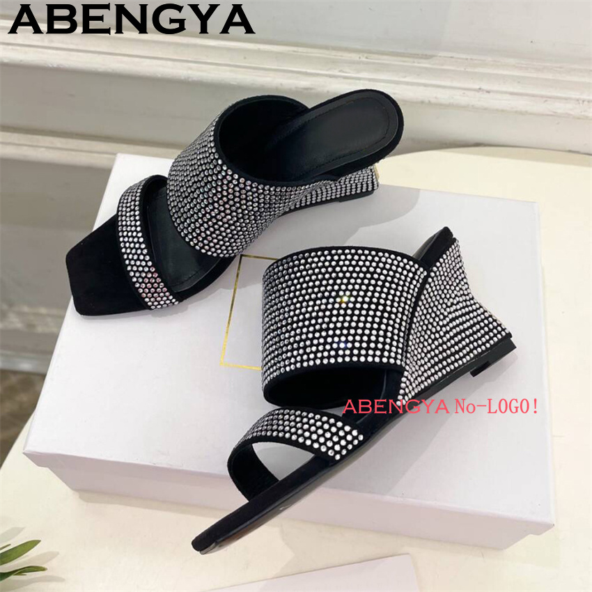 Sandalias Elegantes con Tacón  - Ethnic Fashion Week reseña y precio