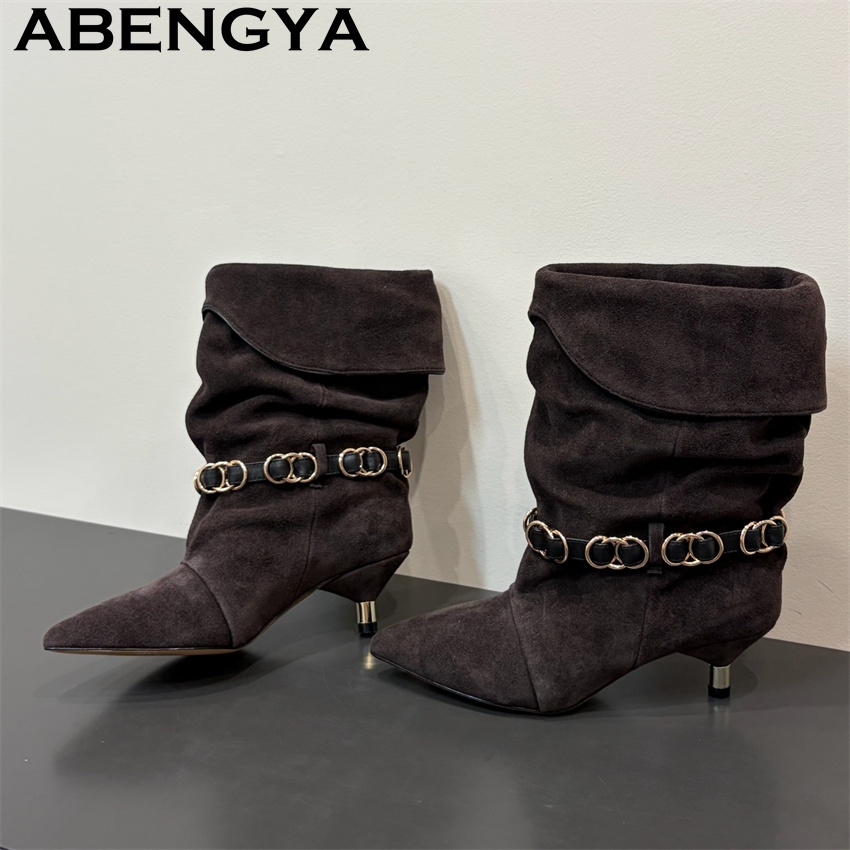 Botines de Tacón Bajo de Piel  - Ethnic Fashion Week reseña y precio